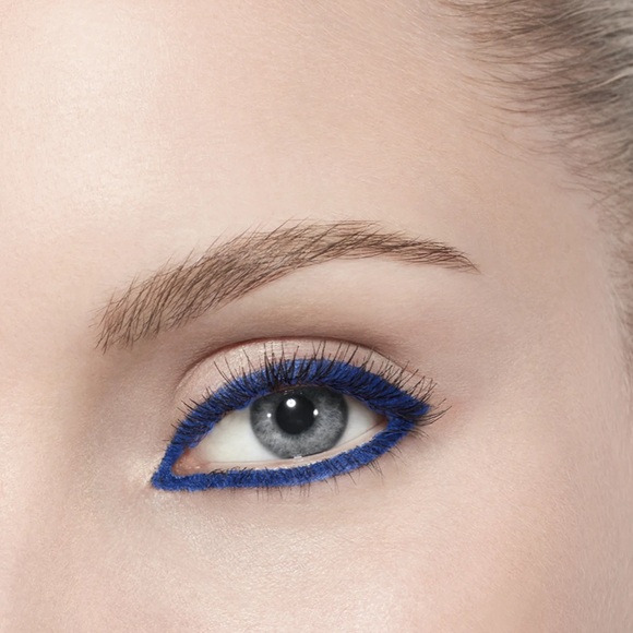 🔔Limited Edition🔔 Chanel Waterproof Eyeliner #82 BLEU ABYSSE - Picture 9 of 12